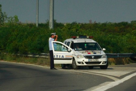 Brasov: Tanar surprins de aparatul radar conducand cu 275 km/h pe A3