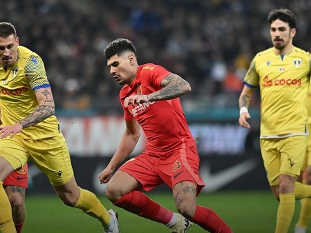 FCSB invinge Petrolul si se <span style='background:#EDF514'>DISTANTE</span>aza la 13 puncte in fruntea clasamentului