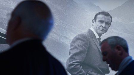 Un spion MI6 sustine ca activitatea sa este mai interesanta decat in filmele cu James Bond