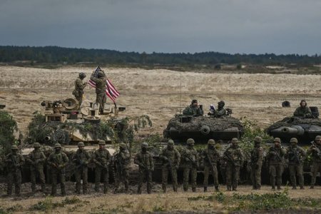 Exercitiu NATO de amploare in nordul Europei, la care vor participa peste 20.000 de soldati