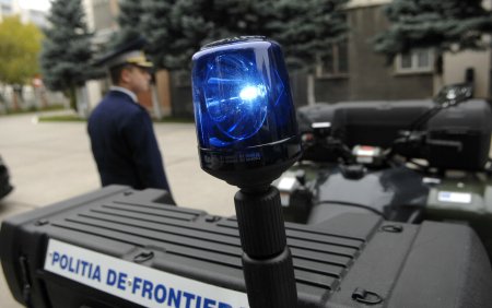 Ce au gasit autoritatile in portbagajul unei masini verificate in Punctul de Trecere a Frontierei Nadlac II