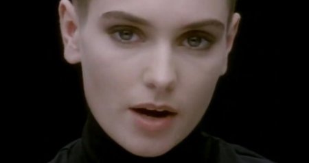 Reprezentantii cantaretei <span style='background:#EDF514'>SINEAD</span> O'Connor ii interzic lui Donald Trump sa-i foloseasca muzica in campanie