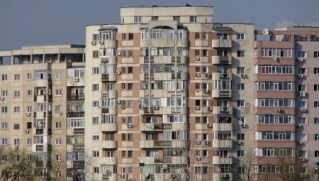 Apartamentele vechi cu trei camere din Capitala au preturi cerute in crestere in sase zone