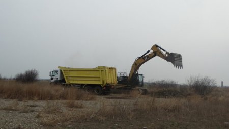 Dezastrul constructorilor turci pe A7: Au inceput lucrarile cu doua utilaje