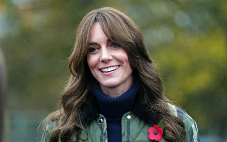 Prima imagine cu Kate Middleton, dupa operatia abdominala. Cum a fost surprinsa printesa de Wales | FOTO