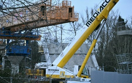 Un mort si mai multi raniti dupa ce o punte s-a prabusit pe santierul metroului de la Toulouse