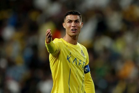 Campionul mondial, tirada de critici la adresa lui <span style='background:#EDF514'>CRISTIANO RONALDO</span> pentru comparatia intre campionatul Arabiei Saudite si Ligue 1: Mai taci! Ma enerveaza cand il aud