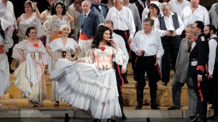 Ruxandra Donose, exploziva, seducatoare, exceptionala, pe scena Operei din Bucuresti, in Carmen de Bizet, la inceput de martie