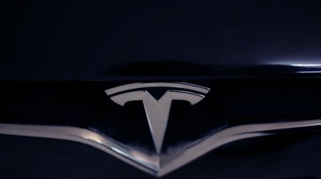 Actiunile Tesla au scazut cu 7%, deoarece livrarile din China au atins cel mai scazut nivel din ultimele 14 luni