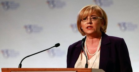 <span style='background:#EDF514'>CORINA CRETU</span> isi da demisia din Pro Romania: Colaborarea dintre PRO Romania si AUR este o decizie gresita