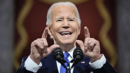 Super <span style='background:#EDF514'>MARTE</span>a: Trump si Biden domina competitiile de nominalizare, pregatind o revansa istorica in alegerile generale din noiembrie