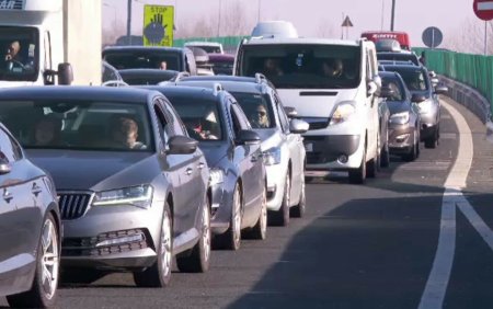 Coloane de masini la frontiera cu Ungaria dupa ce sistemul informatic al autoritatilor maghiare s-a defectat