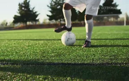 Un student italian a murit la Arad in timp ce juca fotbal. S-a prabusit din senin pe teren