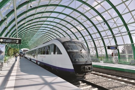 Linia de tren care leaga Gara de Nord de aeroportul Henri Coanda a ajuns anul trecut la 1,2 milioane de pasageri, care reprezinta 8% din traficul de pe Otopeni