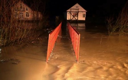 Ciclonul mediteraneean din vestul Europei a ajuns si in Romania. Mai multe case din Timis au fost inundate