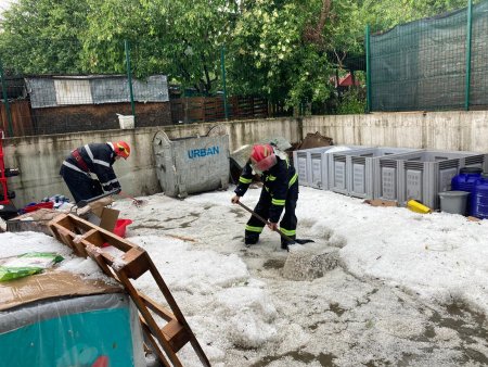 Furtuna cu grindina la Arad, la munte continua sa ninga. Zonele afectate de 