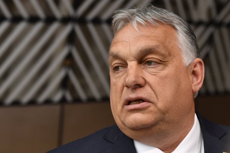 Business MAGAZIN. Viktor Orban a inceput sa sperie investitorii: Premierul maghiar a intrat in conflict cu Gyorgy Ma<span style='background:#EDF514'>TOLA</span>csy, guvernatorul bancii centrale si fosta sa mana dreapta pe problema reducerii dobanzilor. Reactia investitorilor nu a intarziat sa apara