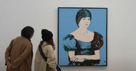 Un portret al printesei Diana realizat de <span style='background:#EDF514'>ANDY</span> Warhol, scos la licitatie pentru 2,8 milioane de euro VIDEO