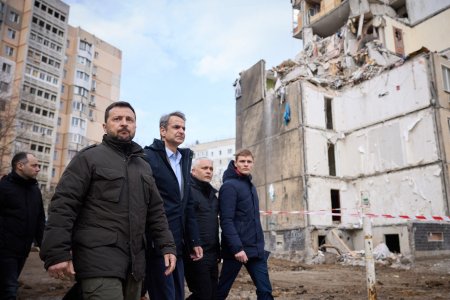 Medvedev neaga ca Rusia a incercat sa-l asasineze pe Zelenski in bombardamentul din Odesa: „E evident pentru oricine ca nu acesta a fost motivul atacului”