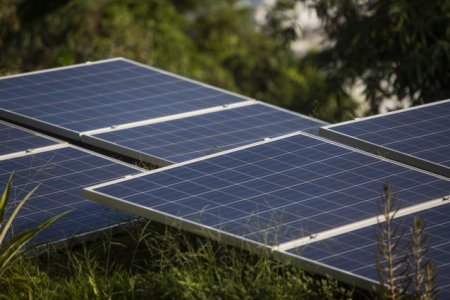 Bani pentru instalarea de panouri fotovoltaice pentru biserici si institutii sociale