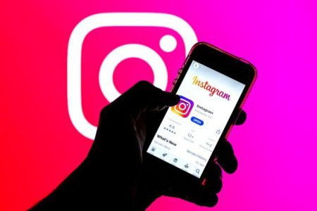 Cursa pentru <span style='background:#EDF514'>HEGEMONIA</span> platformelor social media continua: Instagram a depasit TikTok in ceea ce priveste numarul de noi descarcari. Numarul utilizatorilor lunari pe Instagram a crescut cu 13 milioane in ultimul trimestru al anului 2023