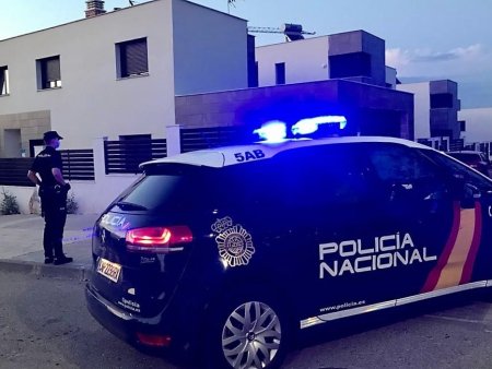 Doi politisti spanioli, raniti in timp ce urmareau in trafic un sofer roman care era <span style='background:#EDF514'>BEAT</span>, fara permis si o conducea o masina furata
