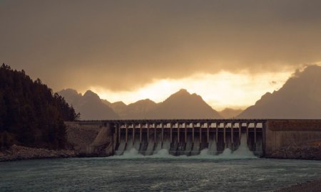 Hidroelectrica a finalizat cu succes lucrarile la <span style='background:#EDF514'>HIDROCENTRALA</span> de la Costisa