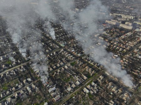 Razboiul din Ucraina. Kiev, <span style='background:#EDF514'>DOI MORTI</span> dupa atacurile rusesti asupra Hersonului