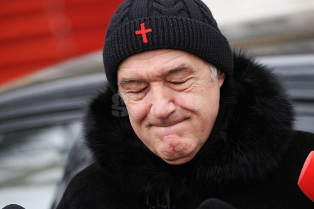 Becali vrea sa scoata un jucator de nationala din echipa de start a FCSB-ului: Nu cred ca mai joaca. Ce greseli sunt alea?