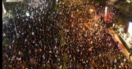 Politia a anuntat arestarea a 16 persoane pentru revolte la un miting din Tel Aviv