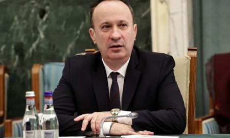 Ministrul Adrian Caciu, trei pasi pentru o economie buna in 2024: „Nu discutam de recensiune, ci de o situatie complicata”