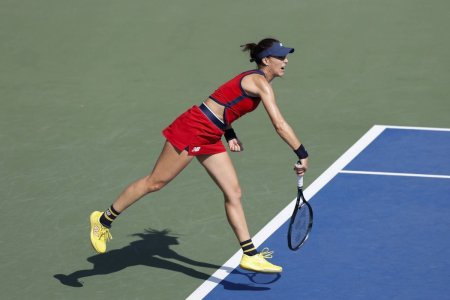 Sorana Cirstea, <span style='background:#EDF514'>SPULBERA</span>ta de Sloane Stephens la Indian Wells » Incredibil ce s-a intamplat in primul set