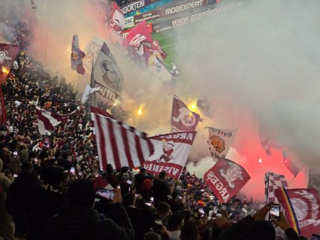 A curs cu amenzi la Rapid - FCSB! Jandarmeria a interzis zece ultrasi pe stadioanele din Romania