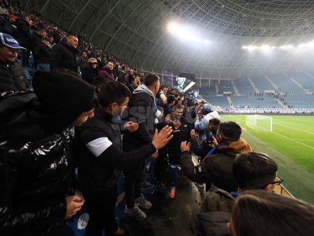 Ce s-a intamplat in tribune, imediat dupa derby-ul Craiovei » Imaginile surprinse de reporterul GSP