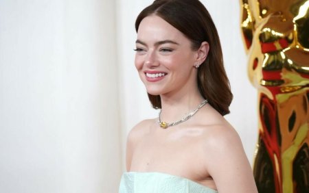 Emma Stone a castigat <span style='background:#EDF514'>PREMIUL OSCAR</span> 2024 pentru cea mai buna actrita in rol principal