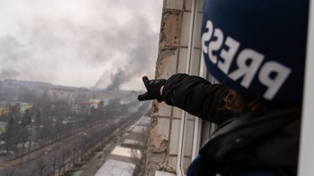 Documentar de Oscar pe VOYO! Urmareste 20 de zile in Mariupol aici