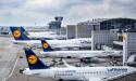 Insotitorii de bord ai <span style='background:#EDF514'>LUFTHANSA</span> vor fi in greva marti si miercuri, pentru cresterea salariilor