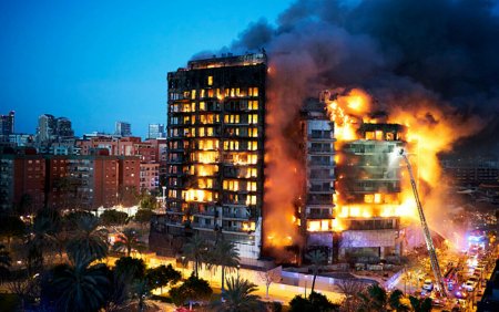 A fost stabilita cauza incendiului devastator din <span style='background:#EDF514'>VALENCIA</span>, soldat cu 10 morti. Ce a provocat tragedia