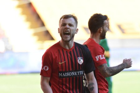 Pleaca Sumudica, Gaziantepspor se ridica. Goluri pentru Sorescu si Dragus