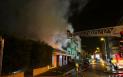 A ars un cunoscut restaurant din Brasov. Un incendiu puternic a izbucnit la miezul noptii | FOTO