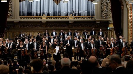Violonista Alexandra Conunova: Ateneul Roman este ca o casa pentru mine, iar muzicienii din orchestra sunt ca o familie