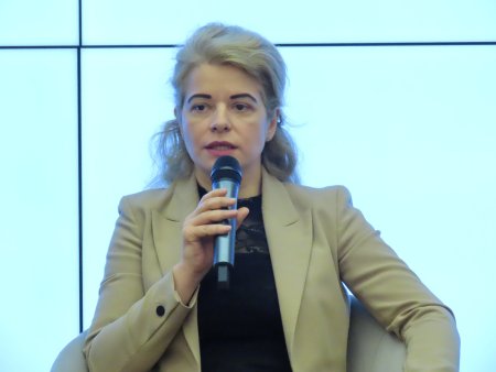 Gabriela Folcut, director executiv, ARB: Sistemul bancar din Romania se afla intr-o pozitie prudentiala si financiara adecvata. Bancile din Romania sunt solide si bine capitalizate, indicatorul de solvabilitate a ajuns la aproape 22,51% in luna decembrie 2023, de aproape trei ori peste minimul solicitat