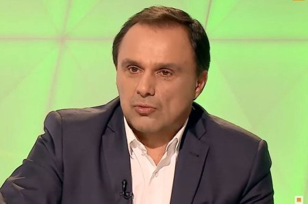 Basarab Panduru, discurs fara menajamente fata de Elias Charalambous: E antrenorul sau psihologul echipei?