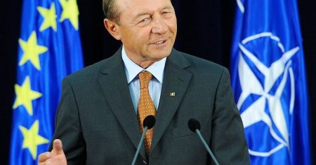 Cum vede Basescu anuntul lui Iohannis pentru NATO: In mod obligatoriu trebuie sa fie reactii de la sefii de stat si de Guvern. Sa nu ramana tacuti