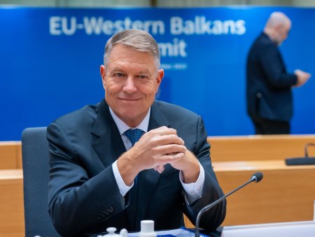 Cristian Pir<span style='background:#EDF514'>VULE</span>scu, despre candidatura lui Iohannis la NATO: Este un politican care isi pregateste miscarile ca un mare maestru de sah