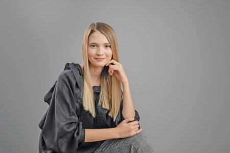 ZF IT Generation. Ruxandra Avramiuc, fondatoarea Savelit - aplicatie mobila pentru gestionarea finantelor personale: Pana acum am investit 300.000 de euro bani proprii in aplicatie, insa in urmatorii 2 ani vrem sa atragem finantari externe de 2-3 milioane de euro pentru a putea scala la nivel international