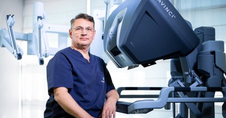 Tumora rezolvata prin chirurgie robotica. Dr. Dan Eniu, <span style='background:#EDF514'>MEDLIFE</span>: Robotul este facut pentru interventii in spatii inguste