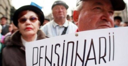 Ce categorii de angajati vor avea interzis la pensionare <span style='background:#EDF514'>ANTICIPATA</span> din septembrie