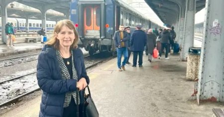 Ambasadoarea SUA in Romania, ironizata dupa ce a ales sa mearga cu trenul de la Bucuresti <span style='background:#EDF514'>LA SUCEAVA</span>. Ati pierdut un pariu?