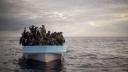 Cel putin 60 de migranti au murit dupa ce o barca pneumatica s-a stricat in Marea Mediterana